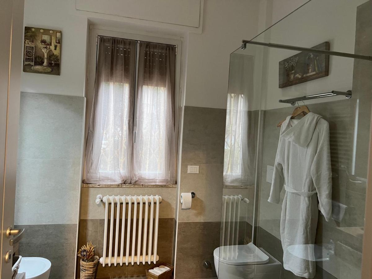 Rosanna House - Vedano Al Lambro Villa Monza Bagian luar foto
